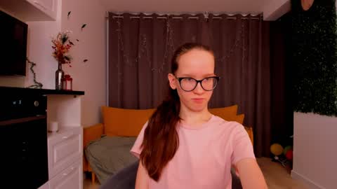 Sara online show from January 27, 7:24 pm