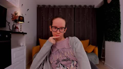 Sara online show from February 13, 1:29 am