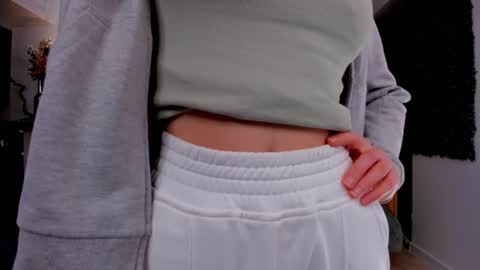 Sara online show from February 15, 7:17 pm