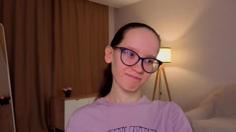 Sara online show from March 14, 4:23 pm