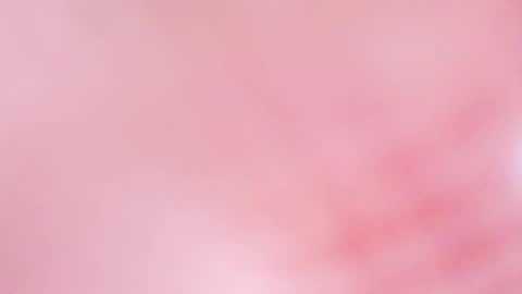 Snapshot of lynh_baby chatting on June 30, 8:37 am Lynh online show from June 30, 8:37 am