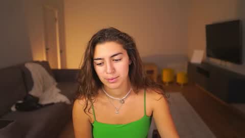  LYNN  online show from July 20, 5:44 am