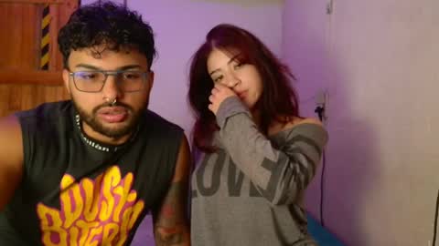 lynn_n_samuel online show from April 10, 6:51 am