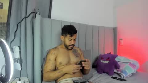 Lyon Dark online show from December 14, 2:50 am