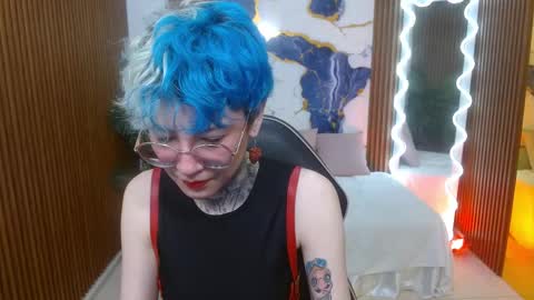 lyra_tay online show from March 1, 12:07 pm