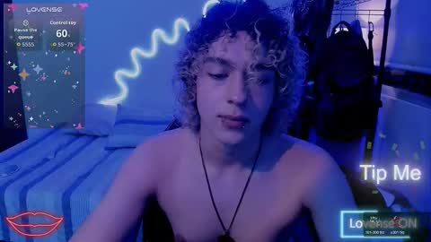 Lyric online show from February 19, 4:52 am