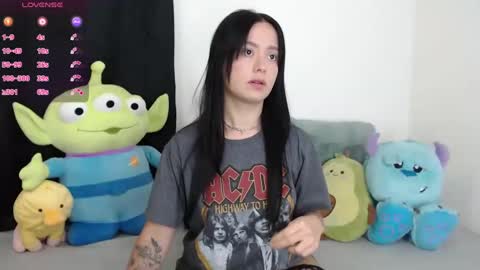 lyshana online show from February 23, 10:28 am