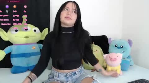 lyshana online show from February 25, 10:37 am