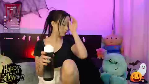 lyshana online show from October 20, 6:41 pm