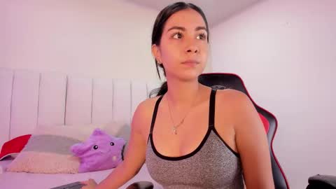 Lizzy smith  online show from September 10, 12:05 pm