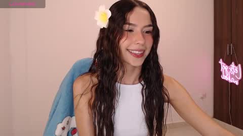 lzzyink online show from October 20, 10:32 pm