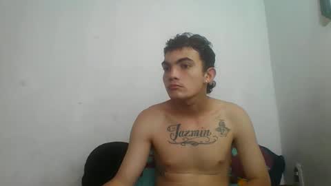 m0ntana777 online show from October 21, 10:49 am