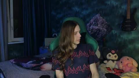 m1shq online show from March 12, 9:54 pm