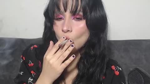Snapshot of m4ng4b1tch chatting on September 16, 7:53 am m4ng4b1tch online show from September 16, 7:53 am