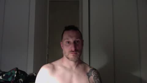 m4rduk online show from February 11, 5:40 pm