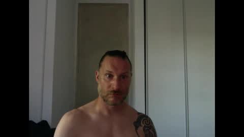 Snapshot of m4rduk81 chatting on June 3, 4:23 pm m4rduk online show from June 3, 4:23 pm