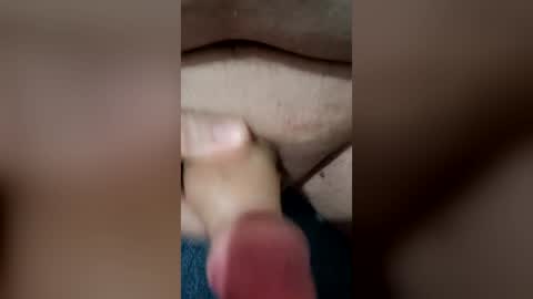 Snapshot of m7082902 chatting on August 8, 6:10 pm m7082902 online show from August 8, 6:10 pm