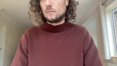 Snapshot of m9734 chatting on February 16, 1:40 pm m9734 online show from February 16, 1:40 pm