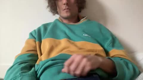 Snapshot of m9734 chatting on March 8, 6:01 pm m9734 online show from March 8, 6:01 pm