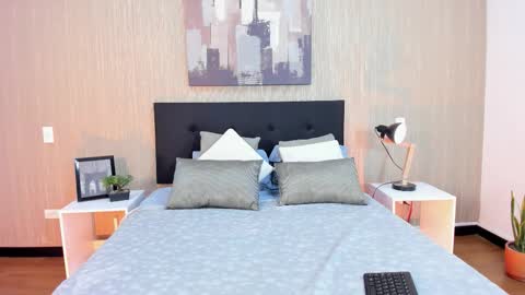 Maria  online show from November 17, 1:50 pm