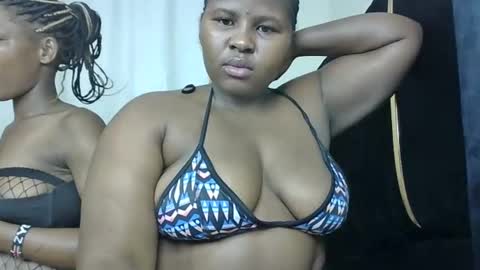 m_pretty_p online show from December 3, 4:58 am