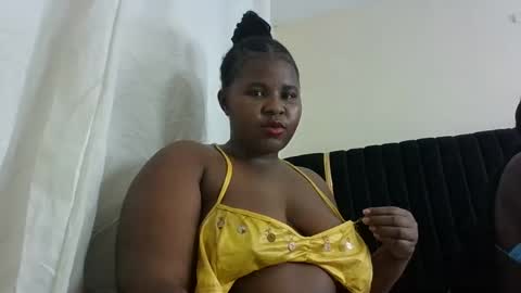 m_pretty_p online show from January 25, 6:35 pm