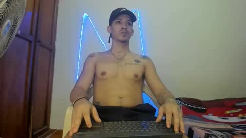 itgram pezlo josue online show from October 13, 7:47 pm