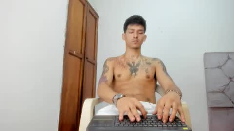 itgram pezlo josue online show from February 20, 2:28 pm