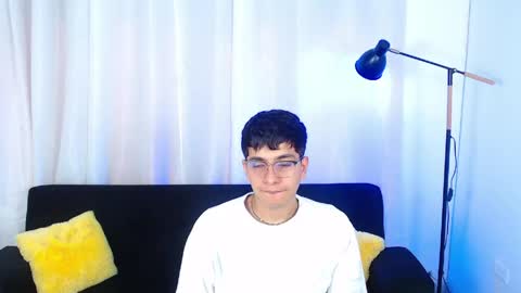 Max online show from April 28, 2:00 pm