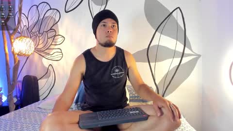 Snapshot of maax_taylor01 chatting on January 13, 11:15 am online show from January 13, 11:15 am