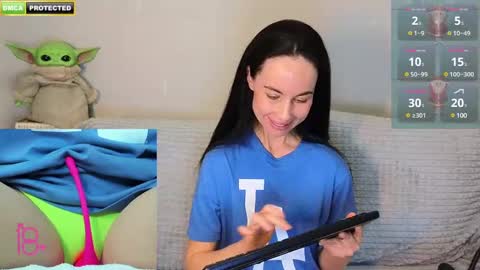 Snapshot of mabuhay_girl chatting on January 26, 2:14 am You let people into your sea and they kill your fish online show from January 26, 2:14 am