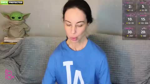 Snapshot of mabuhay_girl chatting on March 1, 9:26 pm You let people into your sea and they kill your fish online show from March 1, 9:26 pm