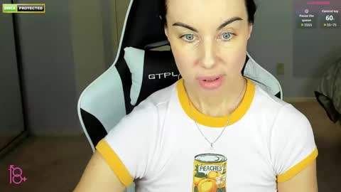 Snapshot of mabuhay_girl chatting on January 6, 1:20 am You let people into your sea and they kill your fish online show from January 6, 1:20 am