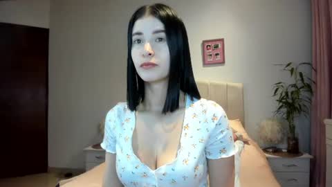 Macarena online show from June 29, 3:02 am