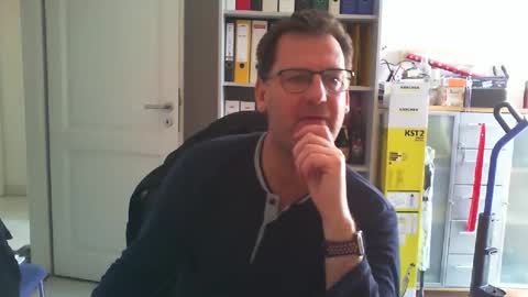 macfly67 online show from February 27, 10:04 am