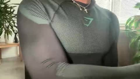 machine_15_ online show from June 1, 4:09 pm