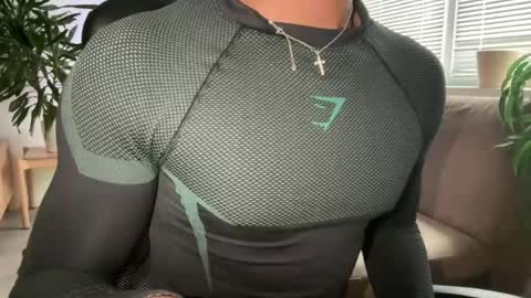 machine_15_ online show from June 16, 2:52 pm