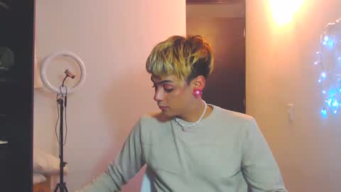 machissex online show from March 8, 10:43 am