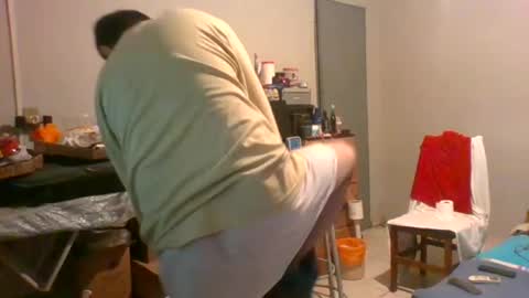 Snapshot of machoalex chatting on July 8, 7:13 am MACHOLIVRE online show from July 8, 7:13 am