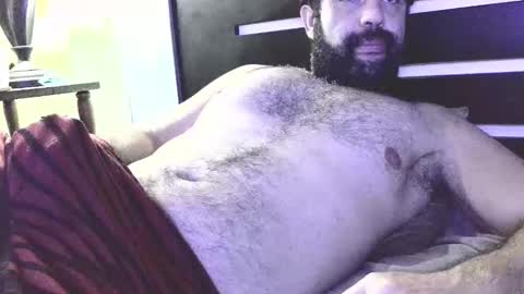 Snapshot of machoathome chatting on December 24, 4:33 am machoathome online show from December 24, 4:33 am