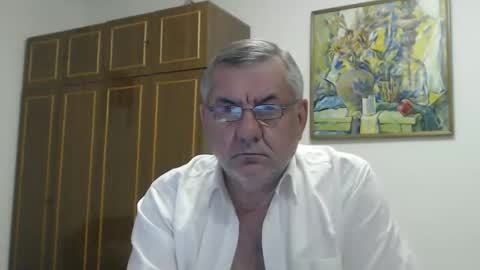Macho online show from November 30, 11:20 pm