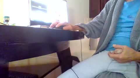 Snapshot of mack1960959307 chatting on December 1, 6:41 pm Big mack 1 online show from December 1, 6:41 pm