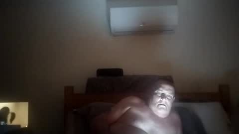 mack9875 online show from October 18, 5:10 am