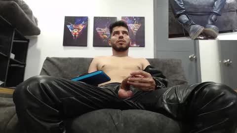 instagram mackdanielsx online show from December 4, 9:56 pm