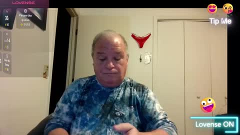 mackdocc001 online show from October 26, 1:39 pm