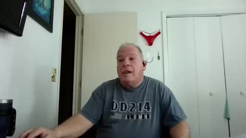 mackdocc001 online show from November 29, 2:53 pm