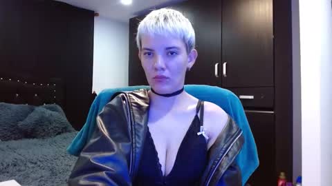 Noah Askew online show from March 26, 5:57 am