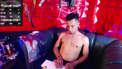 Snapshot of macky__ chatting on January 31, 9:37 am Macky online show from January 31, 9:37 am