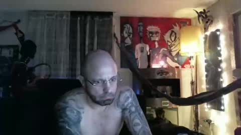 Snapshot of mad_dem0n chatting on December 23, 11:06 pm Manuel online show from December 23, 11:06 pm