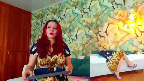 Snapshot of madame_angelic_1 chatting on July 16, 4:07 am Madam Angelic online show from July 16, 4:07 am